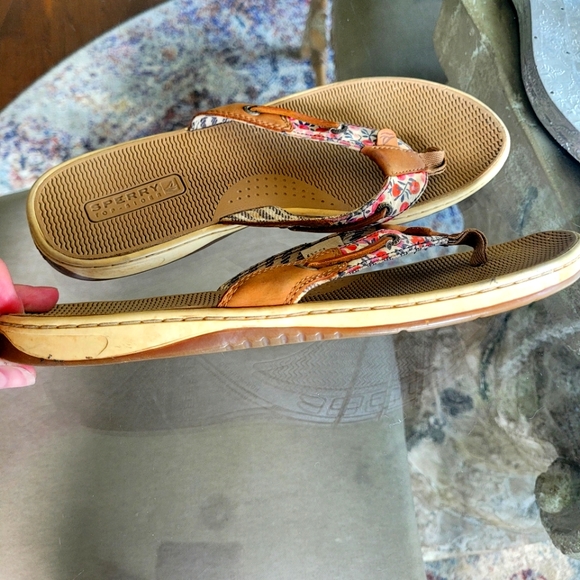 Sperry Sandals - Picture 5 of 7